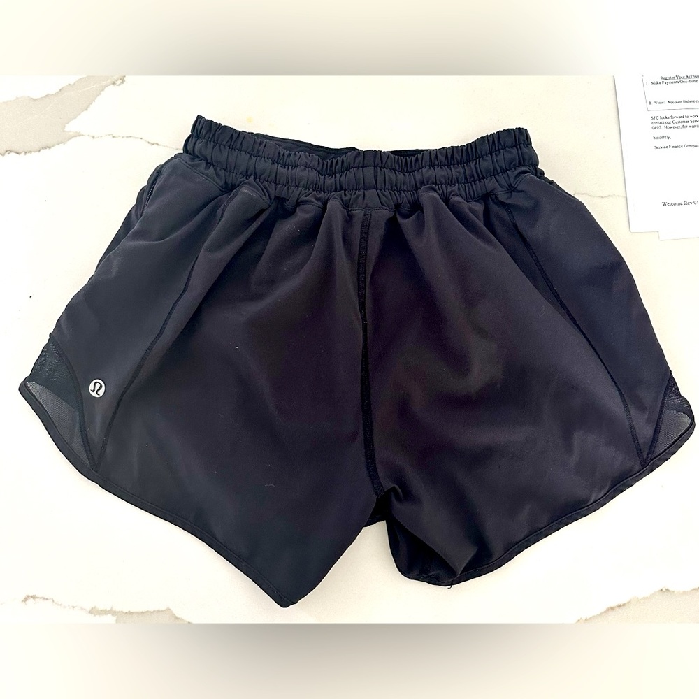 COPY - Lululemon Hotty Hot shorts